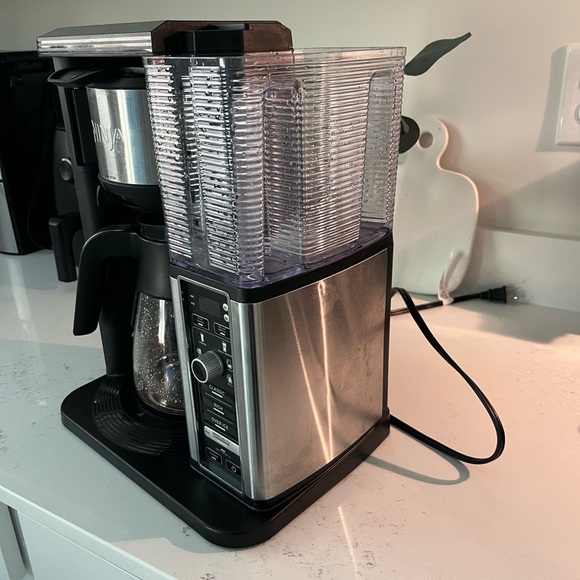 Ninja CM401 Coffee Maker - Picture 7 of 9